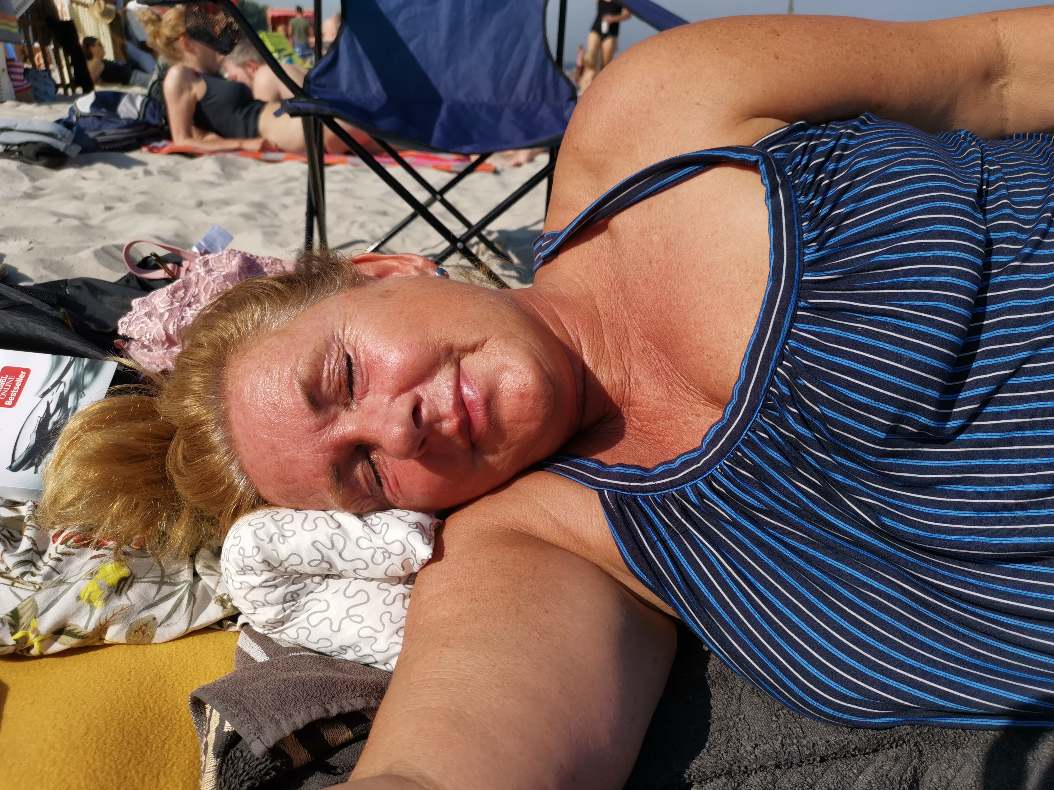 16001743469846098816015543635173